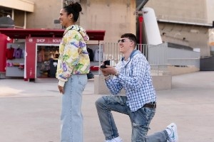 九游体育官方网站-恭喜！拉拉维亚：我已完成订婚❤️ 和未婚妻初见在飞机上